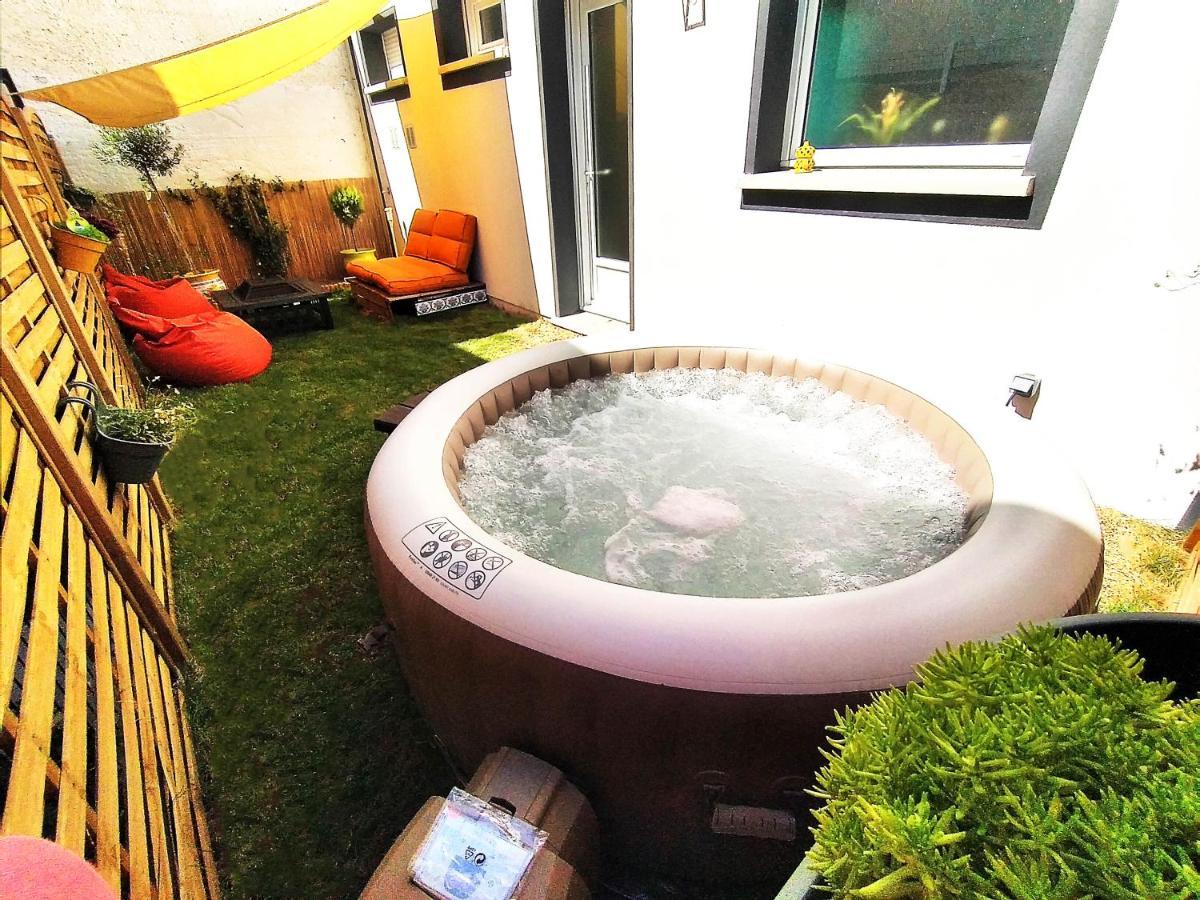 Dream Of Mediterranean House, Jacuzzi, Bbq, Delices Ensoleilles サルトルーヴィル エクステリア 写真