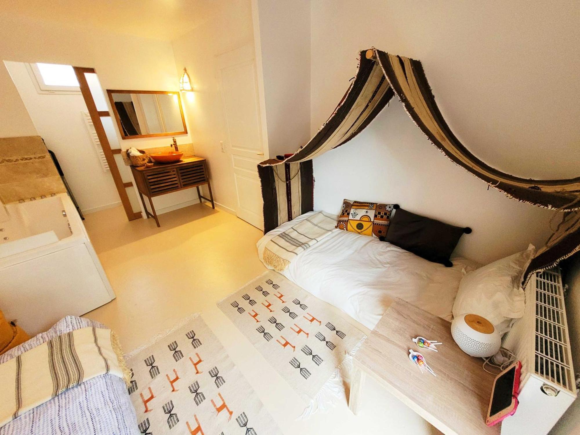 Dream Of Mediterranean House, Jacuzzi, Bbq, Delices Ensoleilles サルトルーヴィル エクステリア 写真